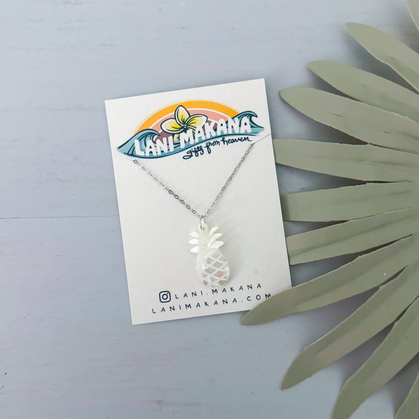 Mother of Pearl Pineapple Necklace