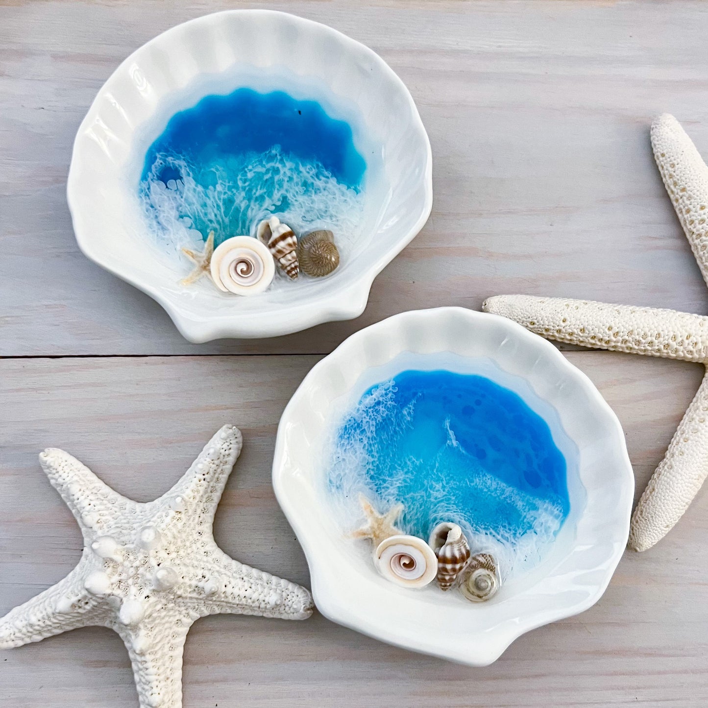 Seashell Beach Resin Ring Bowl - Handmade Ocean Resin Art