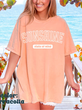 Sunshine State of Mind Beach Tee - Hawaii Shirt - Trendy Summer Shirt - Beach Shirt - Summer Varsity T-Shirt - Comfort Colors Oversized Tee